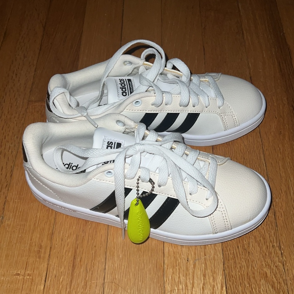 New Adidas Sneakers Cloudfoam Neo 6